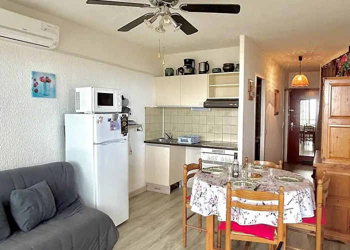 Apartment Confortable T2 + Face A La 4balm39